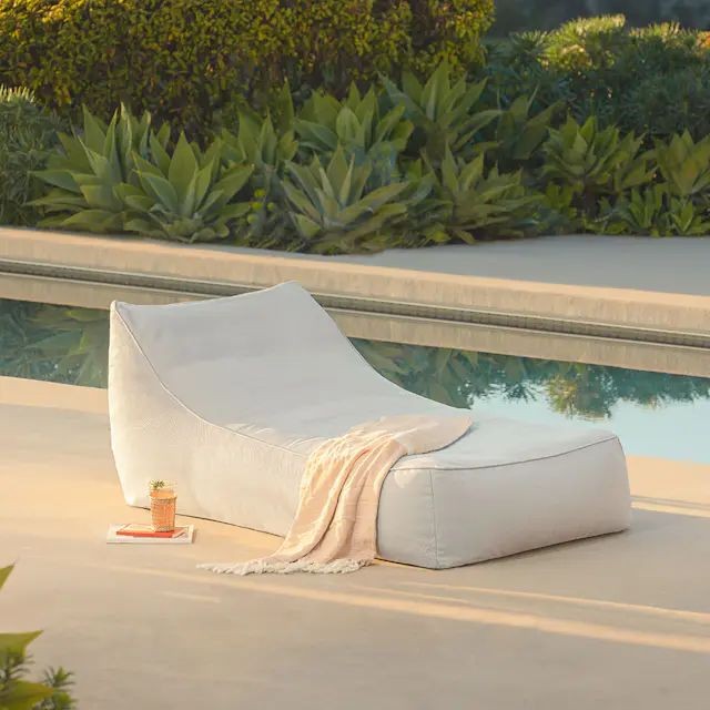 ΔΙΠΛΗ ΞΑΠΛΩΣΤΡΑ ΠΟΥΦ LUXURY IRIDA
